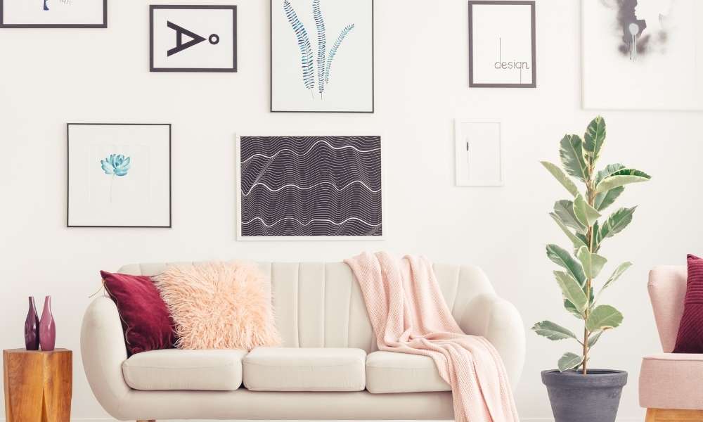 Go All Out With The Gallery Wall Living Room Decorating Ideas