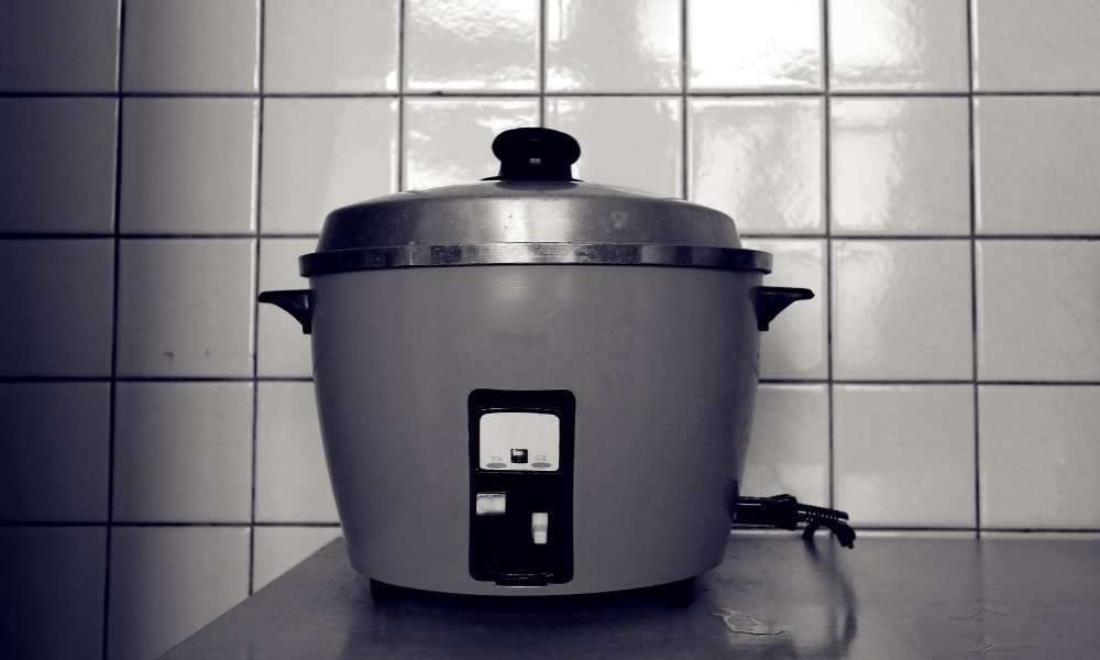 What is an Electric Rice Cooker?