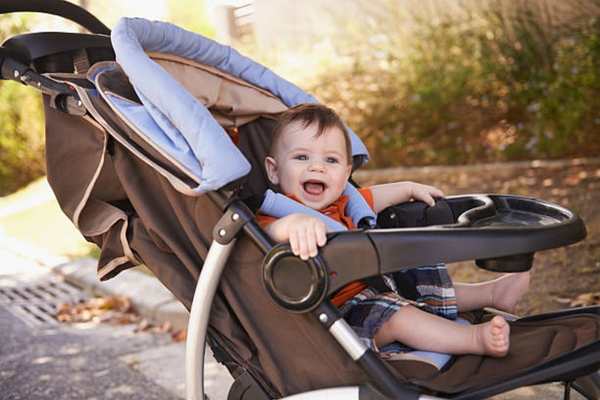 The 10 Essentials for Your Baby's Nursery Stroller